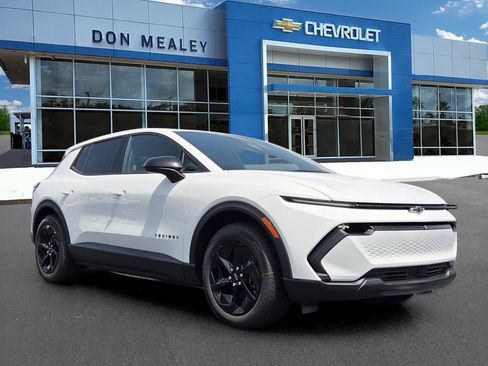 New 2026 Chevrolet Equinox EV LT w/ Midnight Package FWD image 1