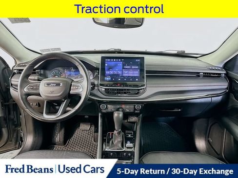 Used 2022 Jeep Compass Trailhawk w/ Sun and Sound Group AWD/4WD image 23