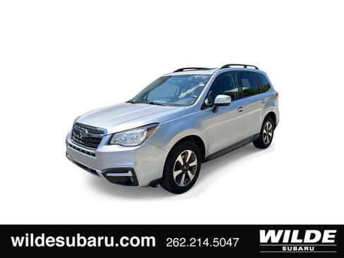 Used 2018 Subaru Forester 2.5i Premium AWD/4WD image 1