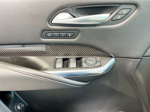 Used 2019 Cadillac XT4 Sport image 18