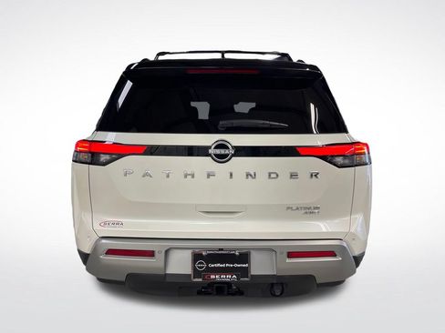Certified 2024 Nissan Pathfinder Platinum AWD/4WD image 4