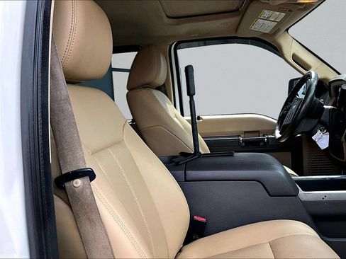Used 2011 Ford F350 Lariat w/ Lariat Ultimate Pkg AWD/4WD image 28