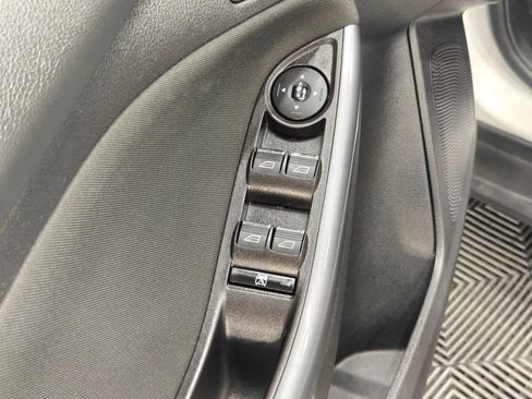 Used 2014 Ford Focus Titanium FWD image 46