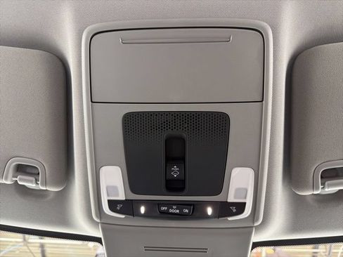 Certified 2026 Acura Integra FWD image 28