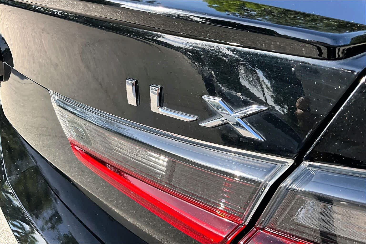 Used 2021 Acura ILX w/ Premium & A-SPEC Package FWD image 10