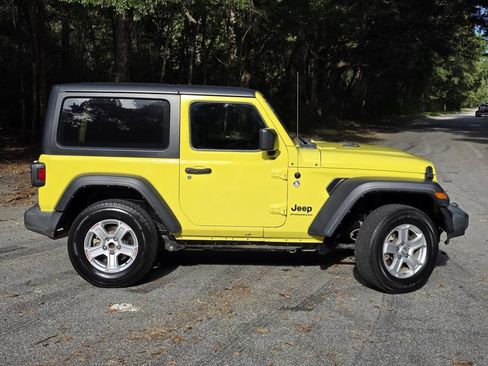 Used 2023 Jeep Wrangler Sport AWD/4WD image 29