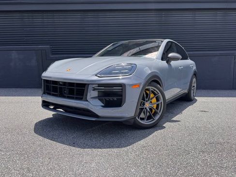 Certified 2024 Porsche Cayenne Turbo GT AWD/4WD image 1