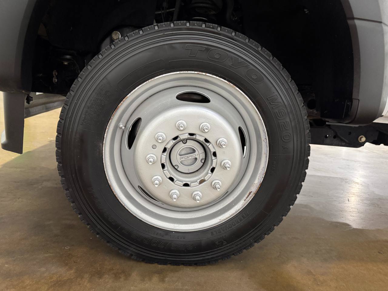 Used 2019 Ford F550 4x4 Regular Cab Super Duty image 41