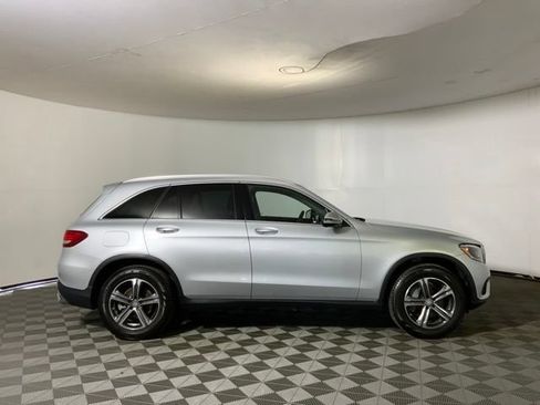 Used 2016 Mercedes-Benz GLC 300 4MATIC image 4