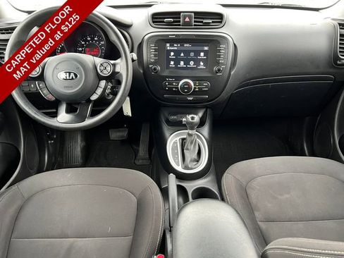Used 2018 Kia Soul w/ Convenience Package image 3