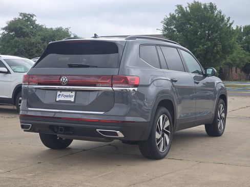 New 2026 Volkswagen Atlas SE FWD image 4
