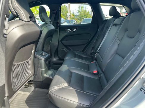 New 2026 Volvo XC60 T8 Ultra w/ Climate Package AWD/4WD image 15
