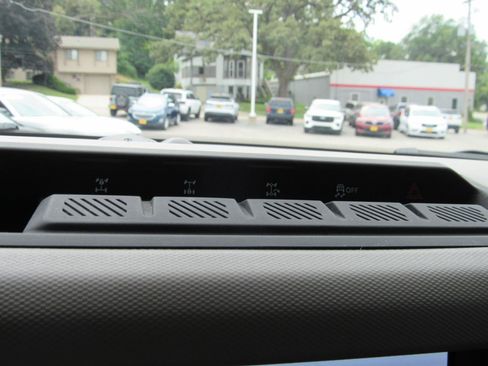 Used 2023 Ford Bronco Wildtrak AWD/4WD image 29
