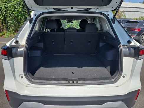 Used 2025 Volkswagen Tiguan S AWD/4WD image 12