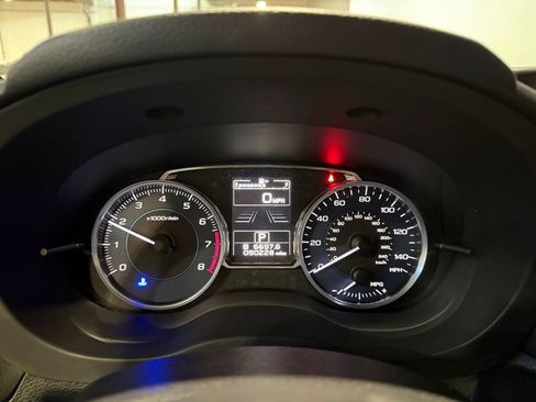 Used 2017 Subaru Crosstrek 2.0i Limited image 11