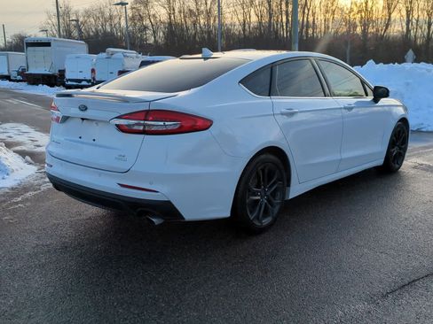 Used 2020 Ford Fusion SE w/ Equipment Group 151A image 8