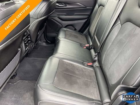 Certified 2024 Jeep Grand Cherokee Altitude image 20