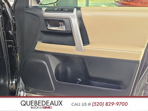 Used 2015 Toyota 4Runner Limited AWD/4WD image 30