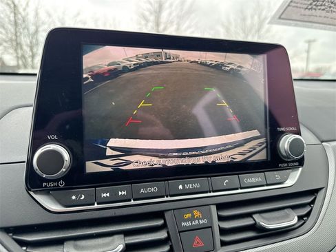 Used 2023 Nissan Altima 2.5 SR image 16