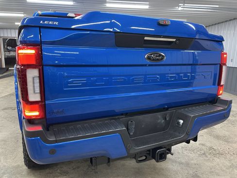 Used 2021 Ford F250 Lariat image 11