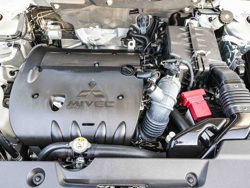 Used 2024 Mitsubishi Outlander Sport ES image 12