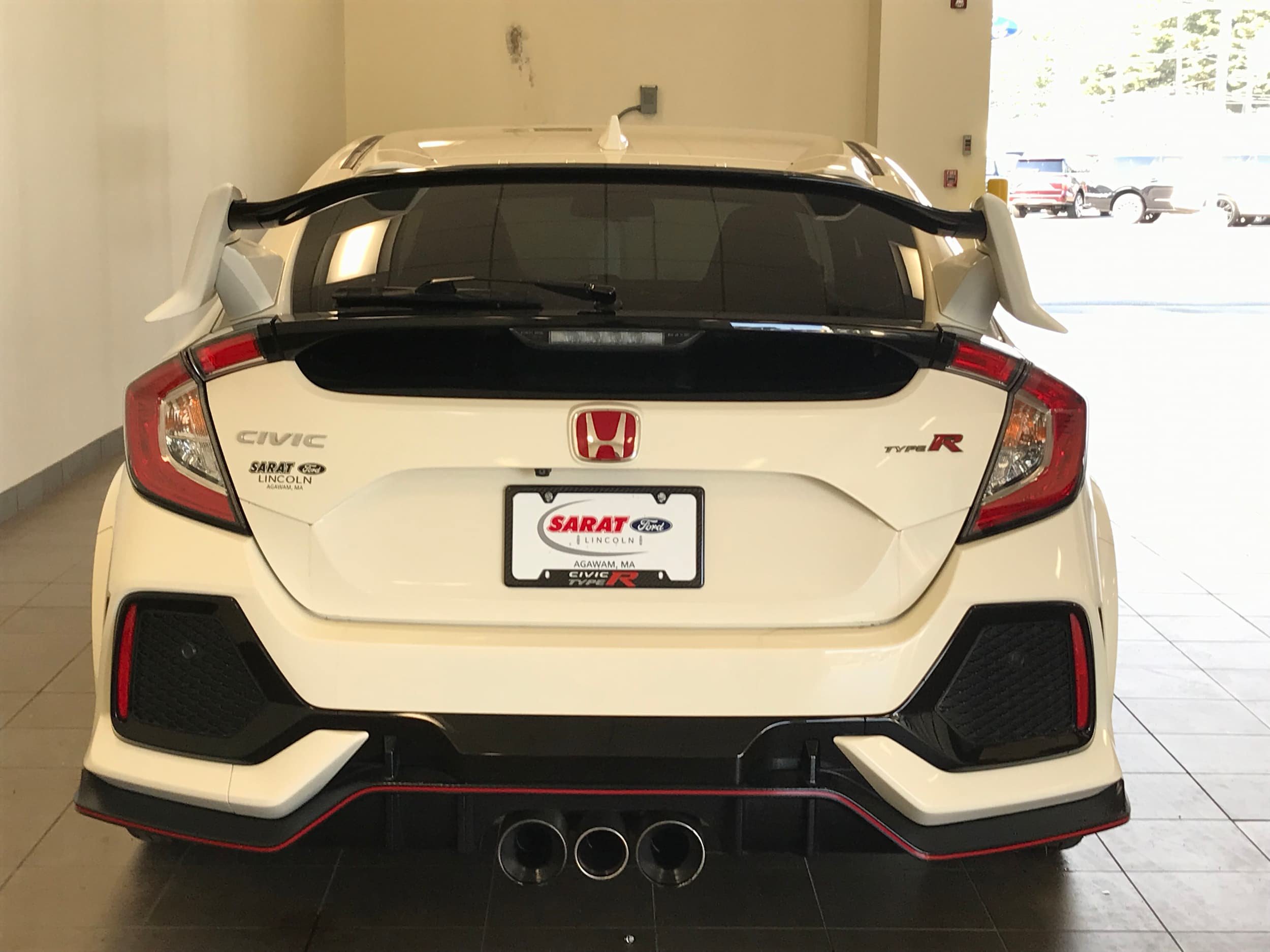 Used 2018 Honda Civic Type R image 7
