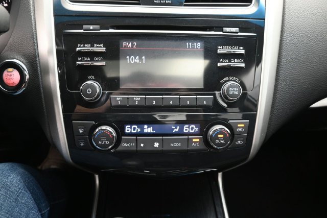 Used 2014 Nissan Altima 2.5 SV w/ Convenience Package FWD image 29