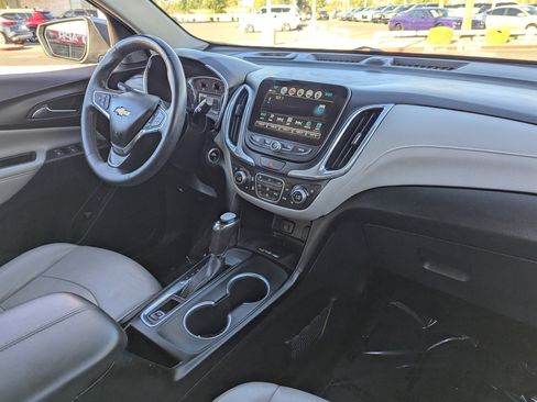 Used 2018 Chevrolet Equinox Premier image 13