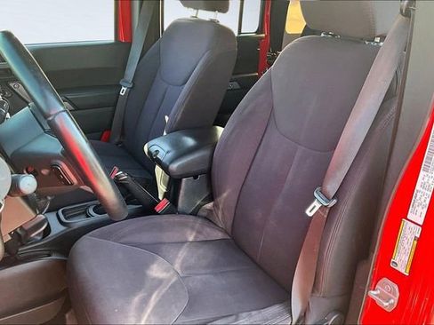 Used 2014 Jeep Wrangler Unlimited Sport w/ Quick Order Package 23S image 18