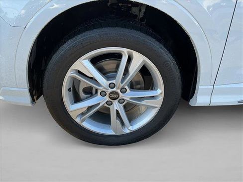 Used 2023 Audi Q3 2.0T Premium Plus w/ Premium Plus Package image 9