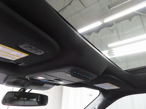 Used 2025 Ford F250 Platinum image 33