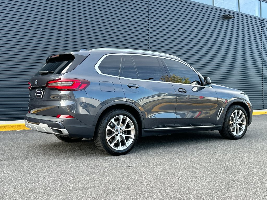 Used 2021 BMW X5 xDrive45e w/ Executive Package 2 AWD/4WD image 8