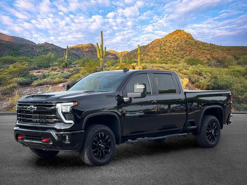 Used 2025 Chevrolet Silverado 2500 LT w/ Trail Boss Package AWD/4WD image 8