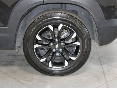 Used 2023 Chevrolet TrailBlazer LT w/ Convenience Package image 14