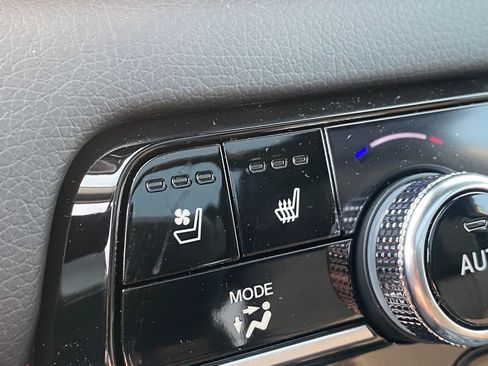 New 2025 Honda Pilot Black Edition image 19