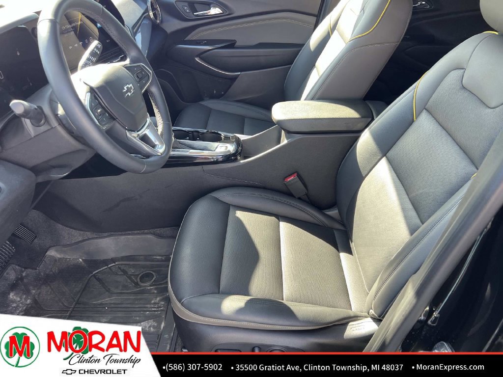 Used 2024 Chevrolet Trax ACTIV w/ Driver Confidence Package FWD image 17