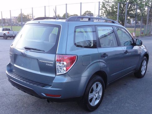 Used 2011 Subaru Forester 2.5X w/ Alloy Wheel Value Pkg AWD/4WD image 3