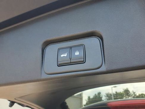 New 2026 Nissan Rogue SV image 8