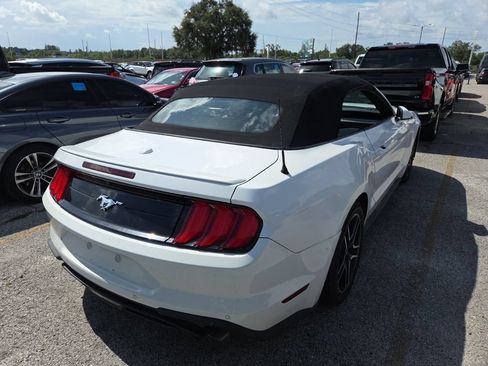 Used 2022 Ford Mustang Premium RWD image 6