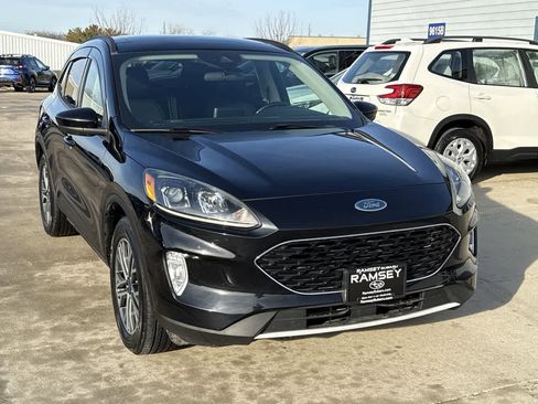 Used 2020 Ford Escape SEL image 8