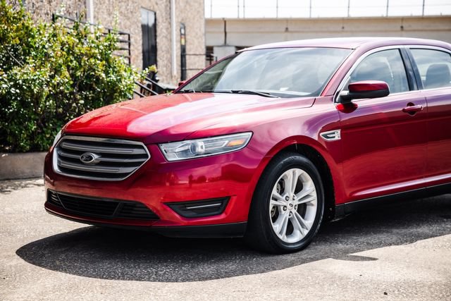 Used 2017 Ford Taurus SEL FWD image 44