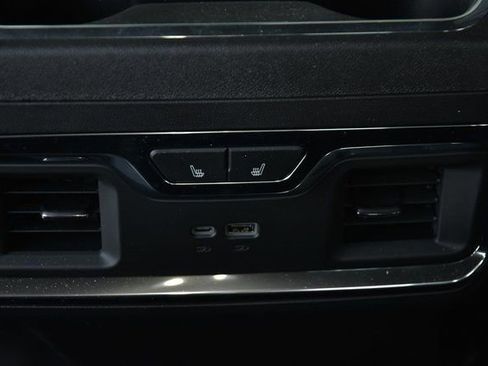 Used 2024 GMC Sierra 1500 Denali w/ Technology Package image 31