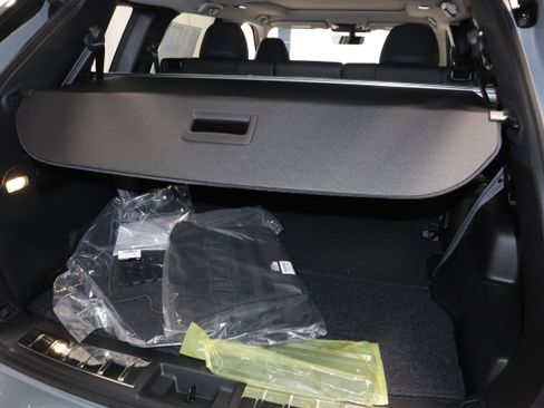 New 2026 Mitsubishi Outlander SE image 9