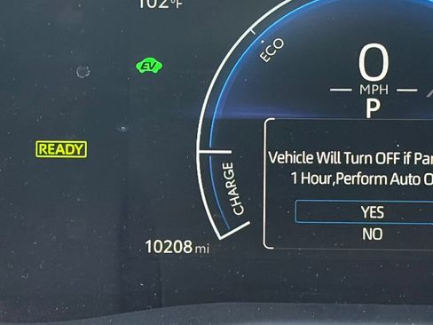 Used 2026 Toyota Camry Hybrid w/ Multimedia Upgrade Package FWD image 11
