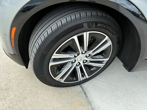 Used 2024 Cadillac Lyriq Luxury w/ LPO, Floor Liner Package AWD/4WD image 9