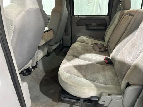 Used 2004 Ford F250 XLT AWD/4WD image 11