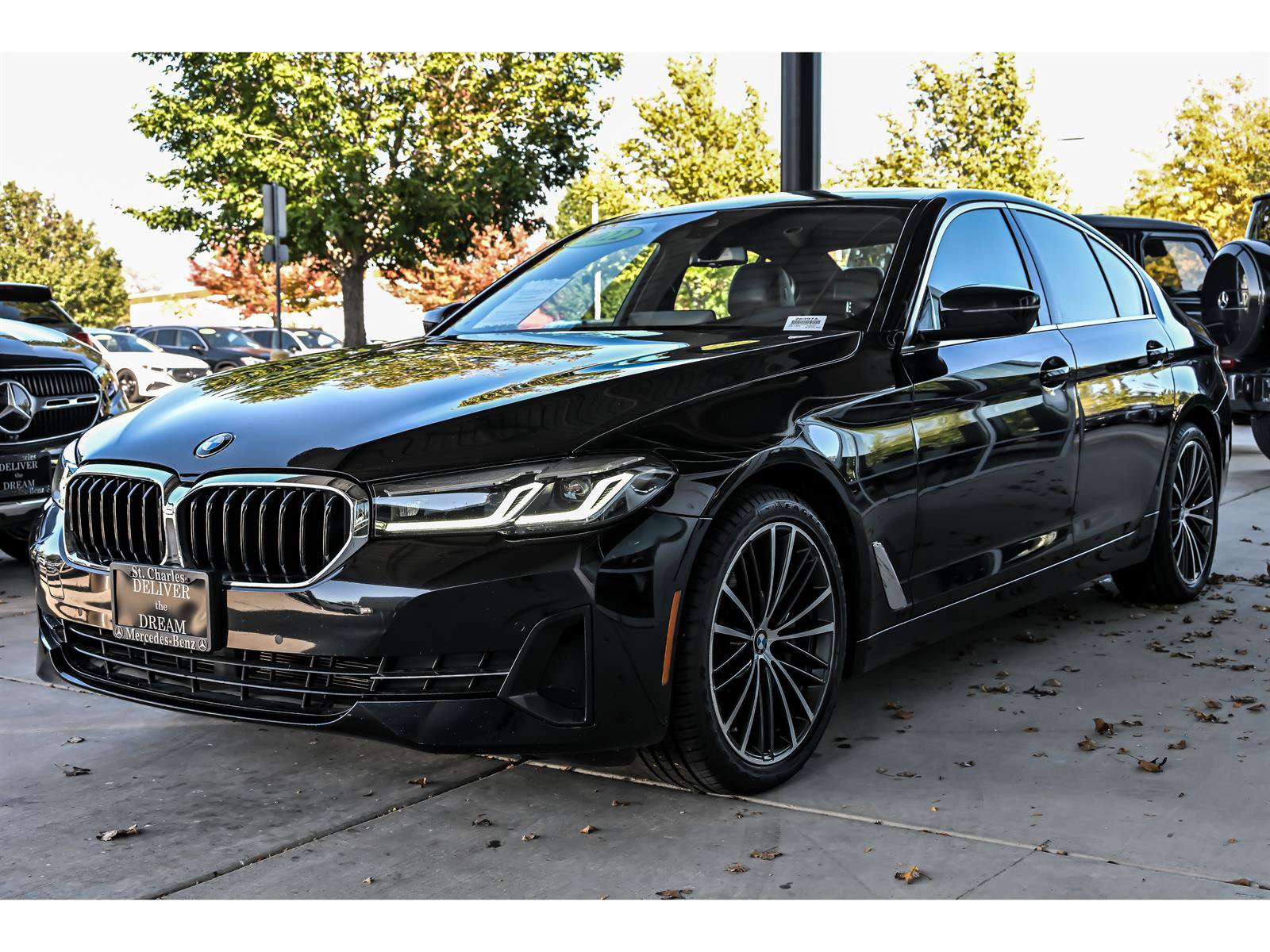 Used 2022 BMW 530i xDrive w/ Premium Package AWD/4WD image 5