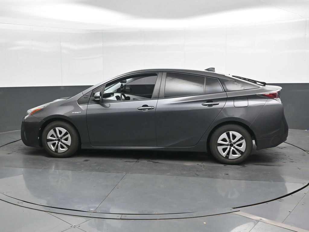 Used 2017 Toyota Prius Two FWD image 8