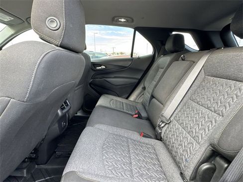 Used 2023 Chevrolet Equinox LT image 9