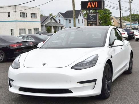 Used 2020 Tesla Model 3 Standard Range RWD image 1
